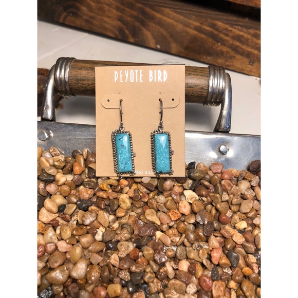 [ BRAND NEW ] Rectangular Turquoise earrings - Picture 1 of 1
